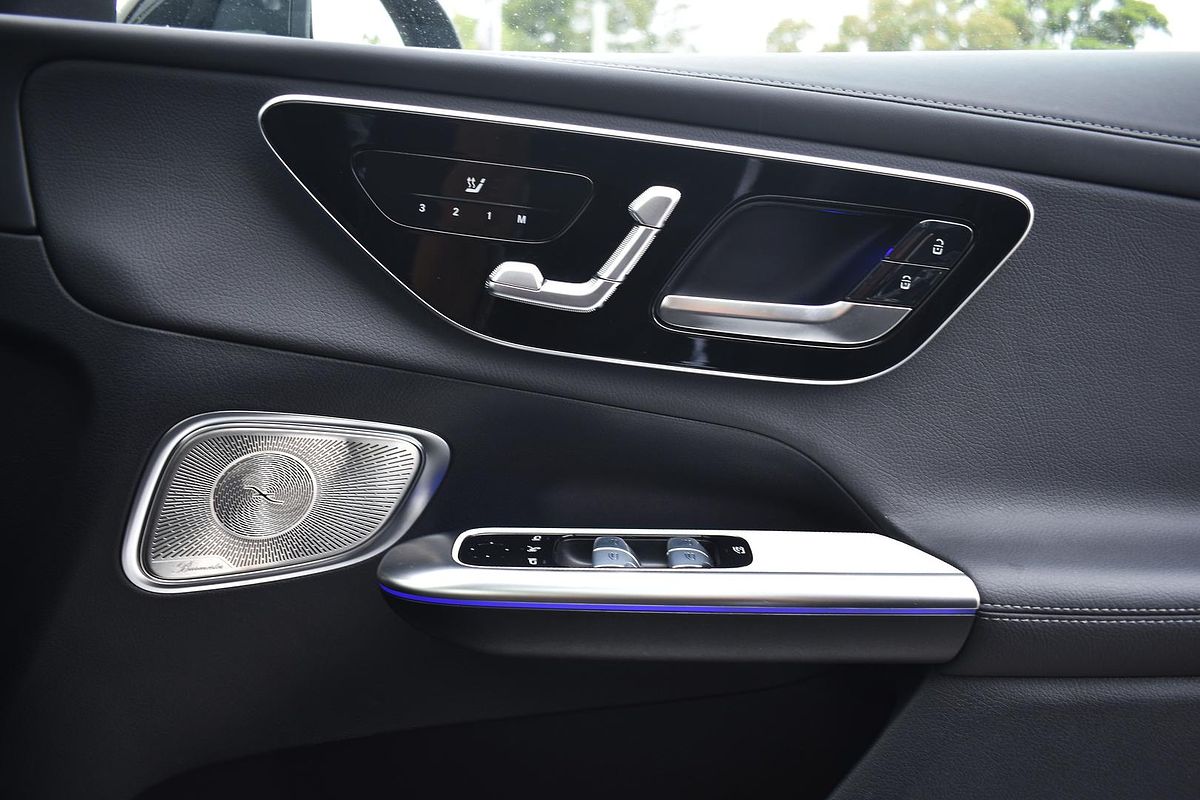 2025 Mercedes-Benz GLC-Class GLC300 X254