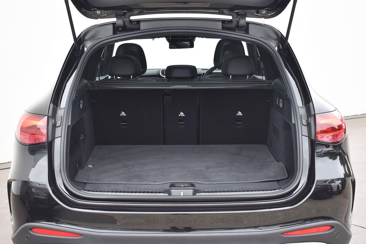 2025 Mercedes-Benz GLC-Class GLC300 X254