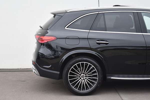 2025 Mercedes-Benz GLC-Class GLC300 X254
