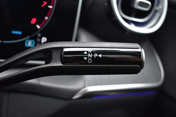 2025 Mercedes-Benz GLC-Class GLC300 X254