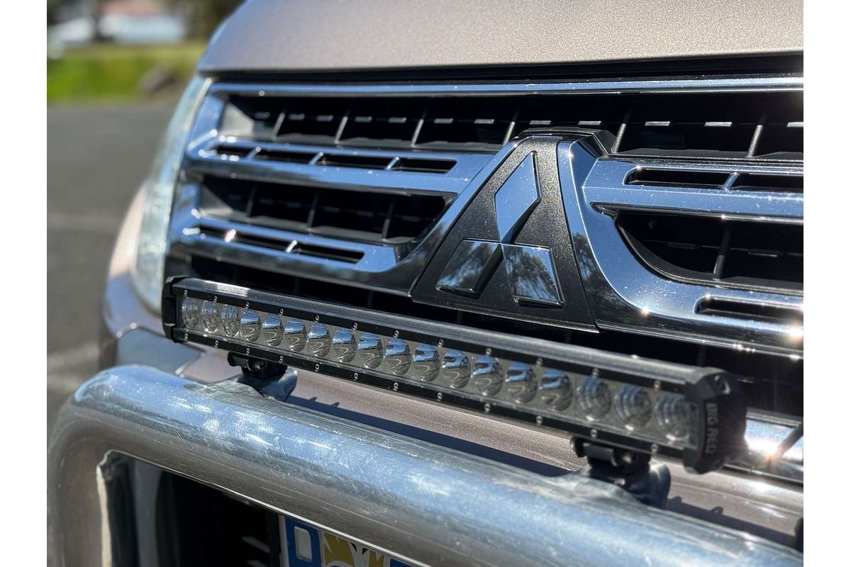 2010 Mitsubishi Pajero GLS NT