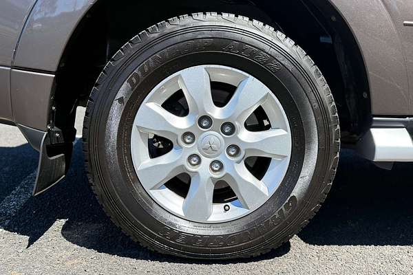 2010 Mitsubishi Pajero GLS NT