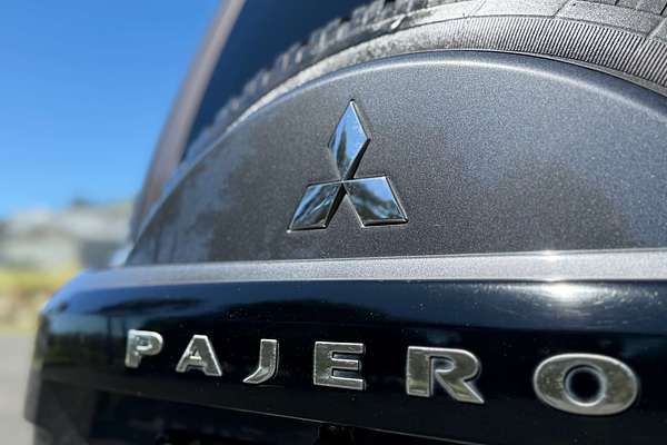 2010 Mitsubishi Pajero GLS NT