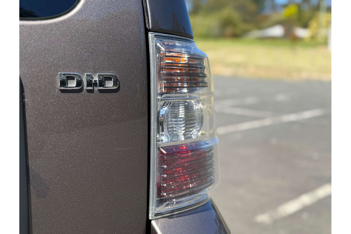 2010 Mitsubishi Pajero GLS NT