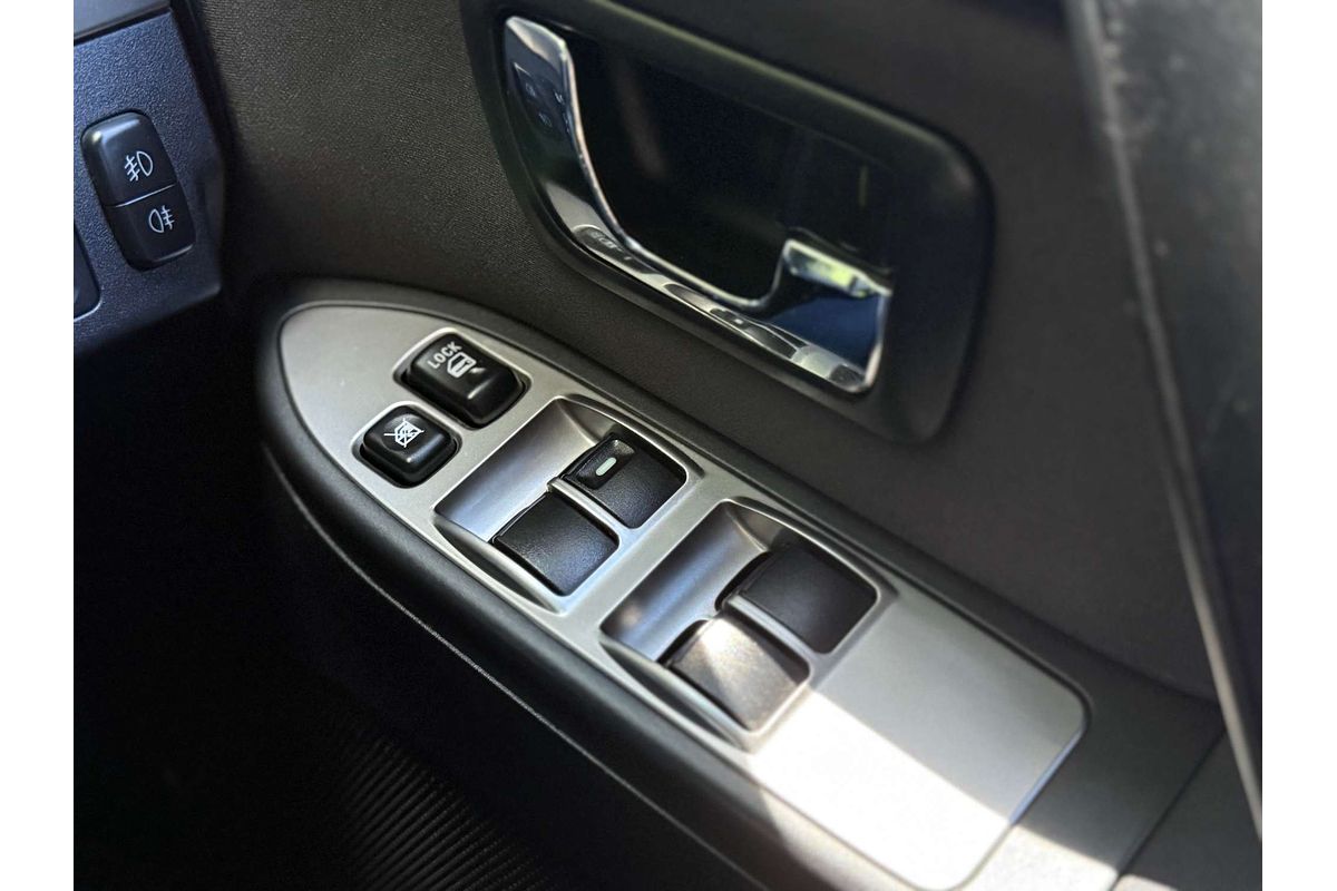 2010 Mitsubishi Pajero GLS NT