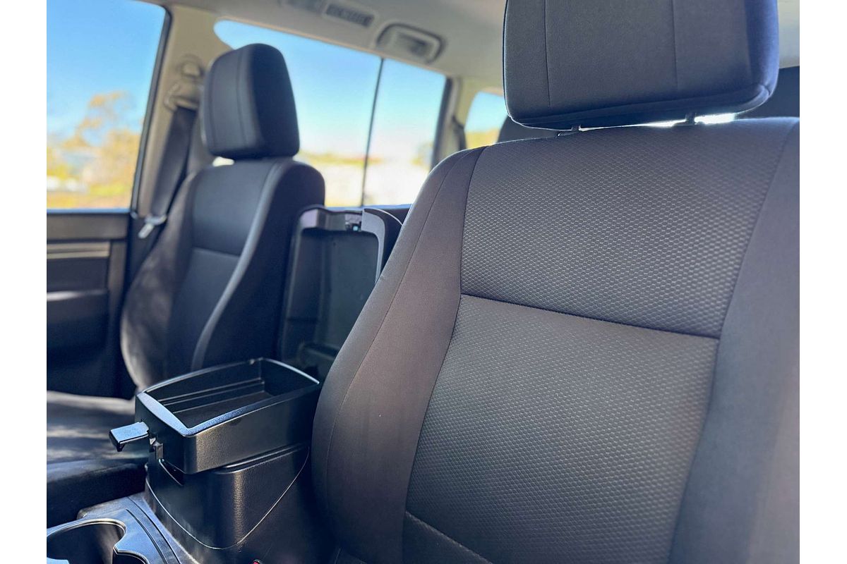 2010 Mitsubishi Pajero GLS NT