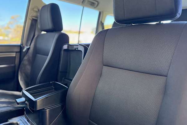 2010 Mitsubishi Pajero GLS NT