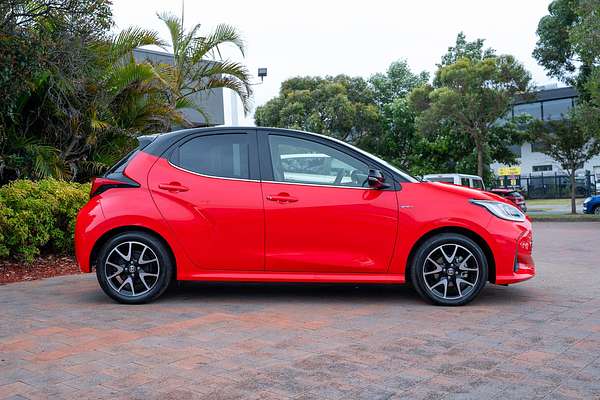 2024 Toyota Yaris ZR Hybrid MXPH10R