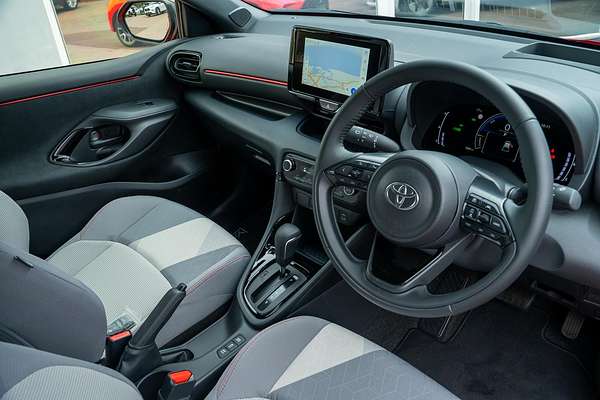 2024 Toyota Yaris ZR Hybrid MXPH10R