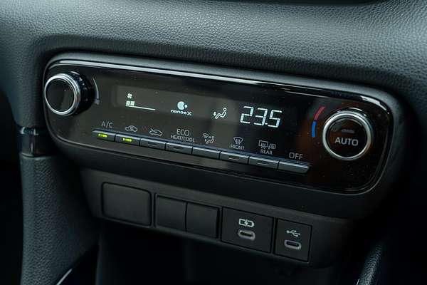 2024 Toyota Yaris ZR Hybrid MXPH10R