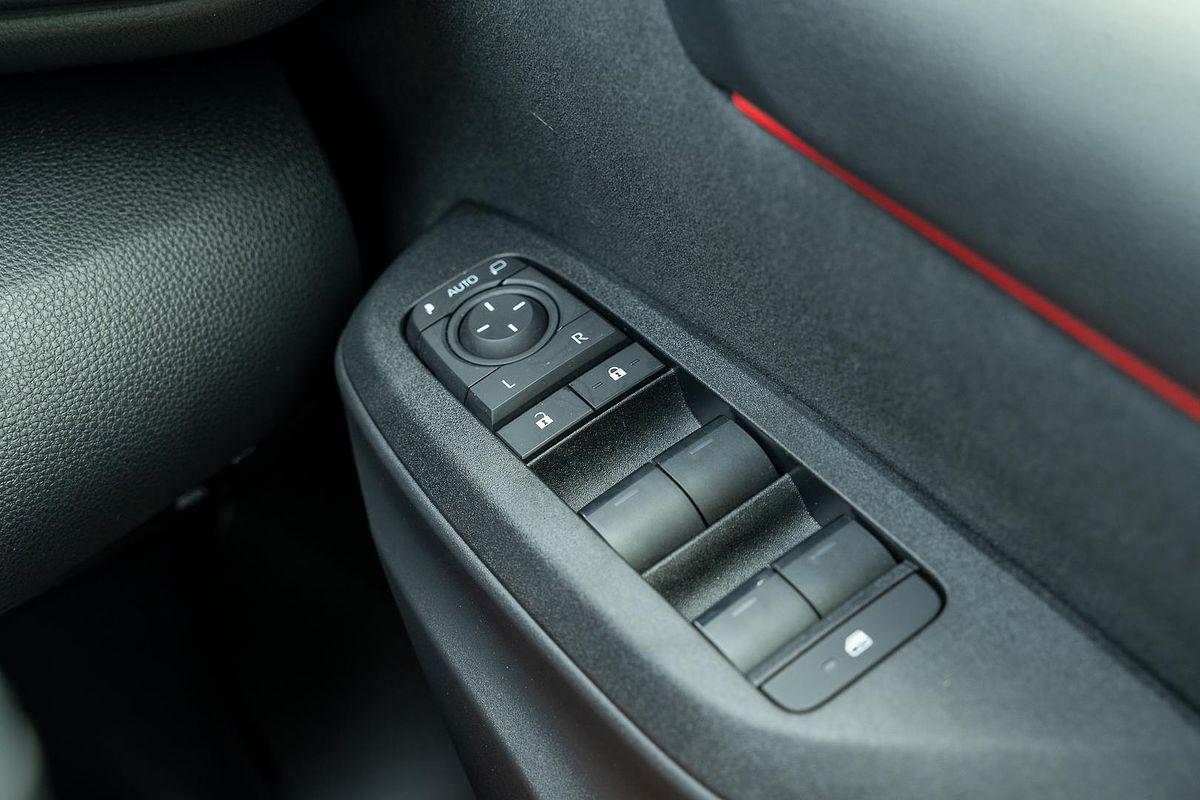 2024 Toyota Yaris ZR Hybrid MXPH10R