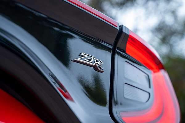 2024 Toyota Yaris ZR Hybrid MXPH10R