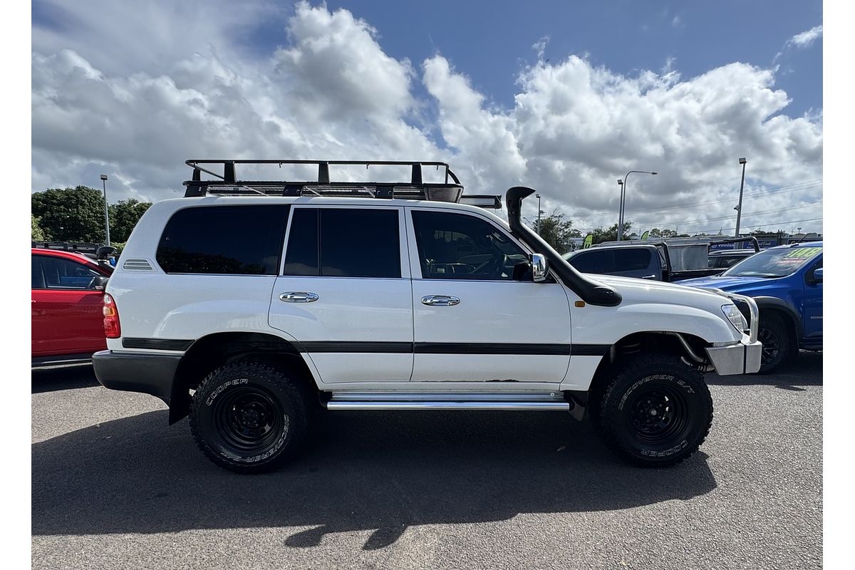 1998 Toyota Landcruiser GXL HZJ105R