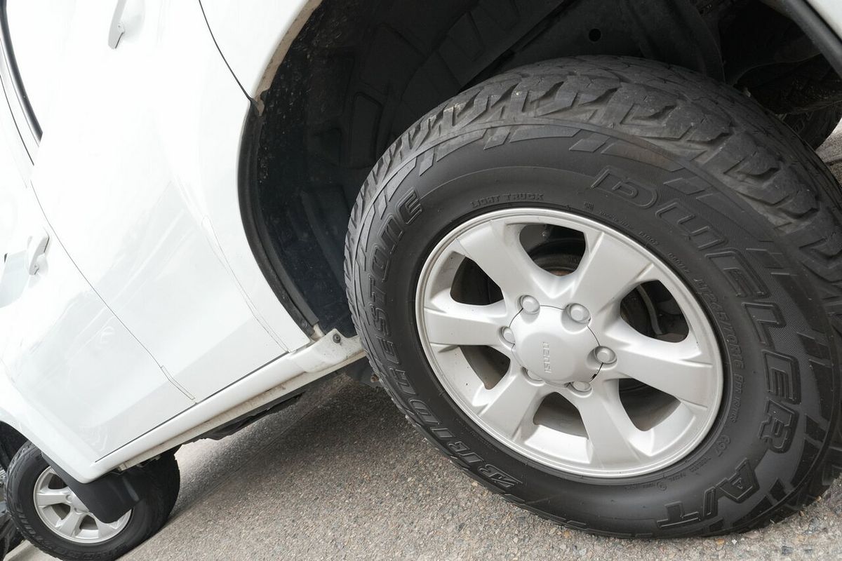 2019 Isuzu MU-X LS-M