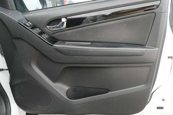 2019 Isuzu MU-X LS-M