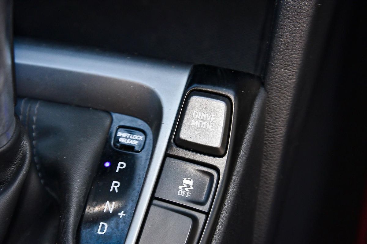 2020 Hyundai Veloster Turbo JS