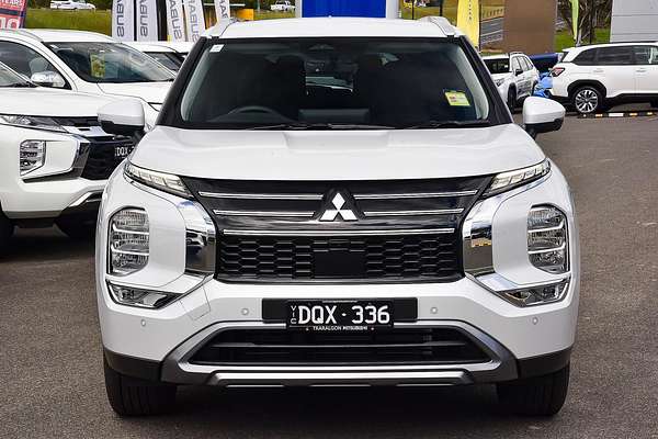 2025 Mitsubishi Outlander LS ZM