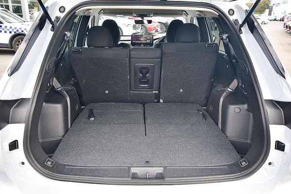 2025 Mitsubishi Outlander LS ZM