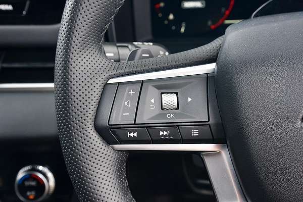 2025 Mitsubishi Outlander LS ZM