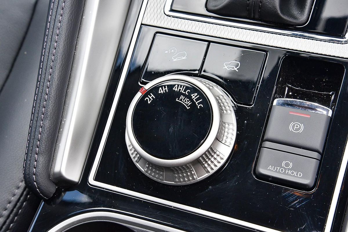 2025 Mitsubishi Pajero Sport Exceed QG