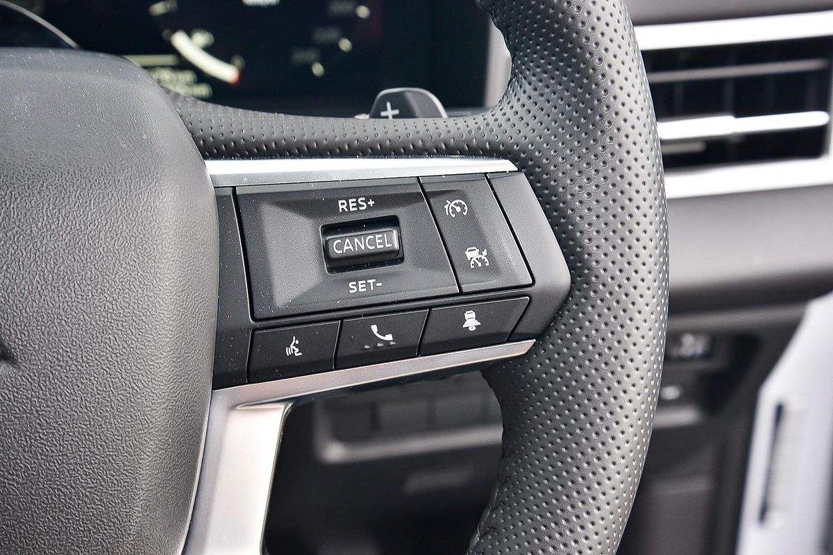 2025 Mitsubishi Outlander LS ZM