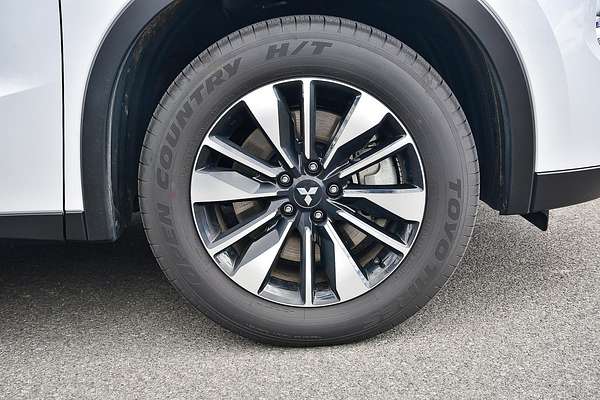 2025 Mitsubishi Outlander LS ZM