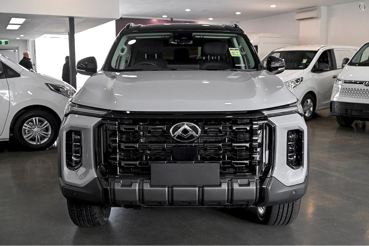 2025 LDV D90 Executive SV9A