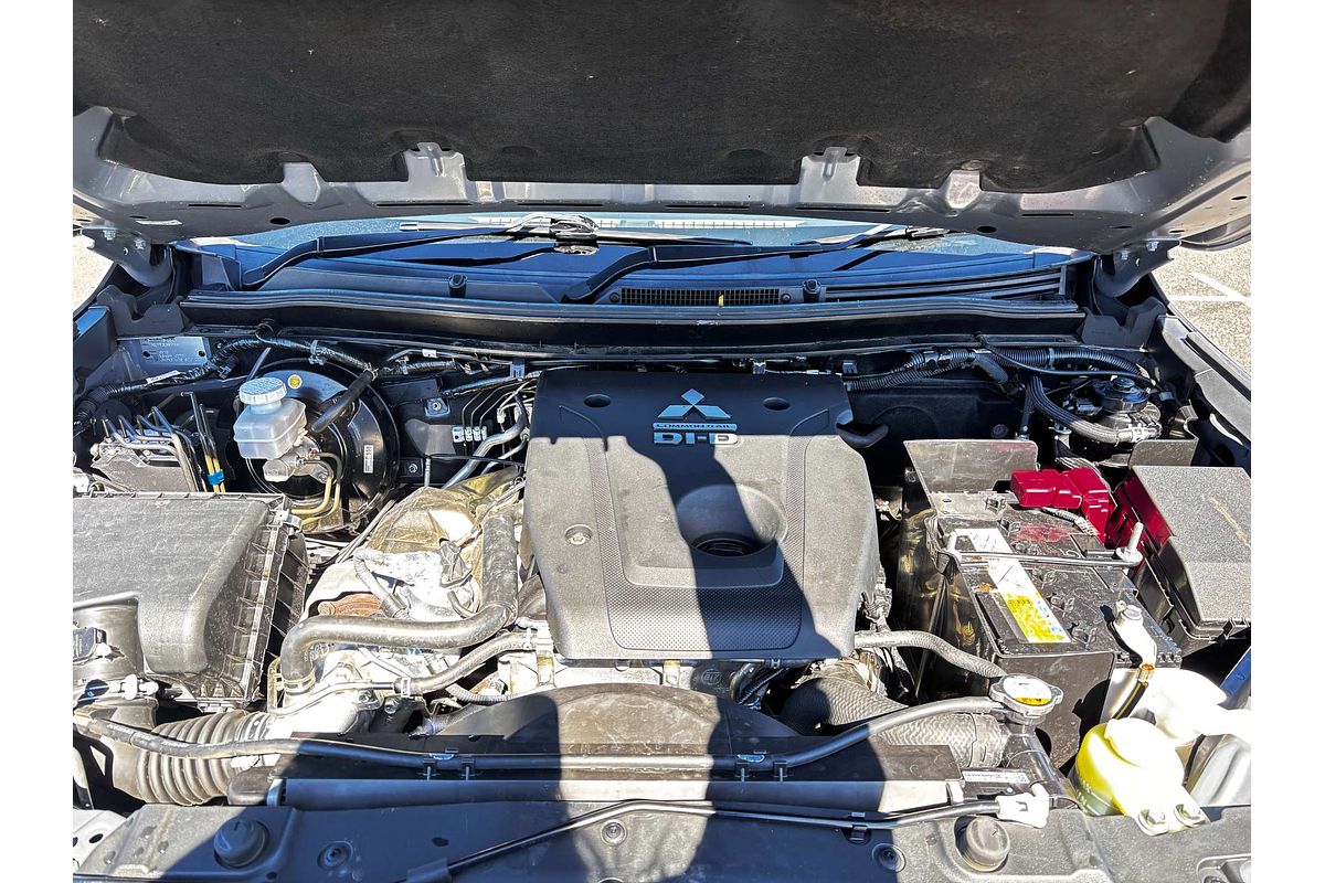 2021 Mitsubishi Triton GSR MR 4X4