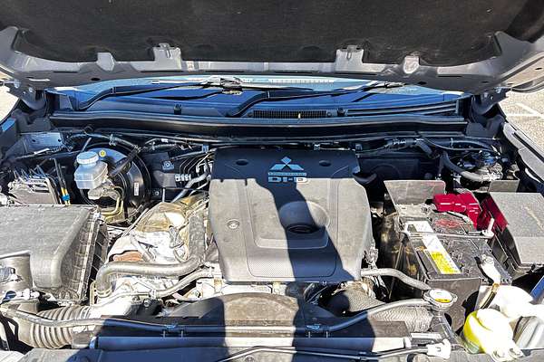 2021 Mitsubishi Triton GSR MR 4X4