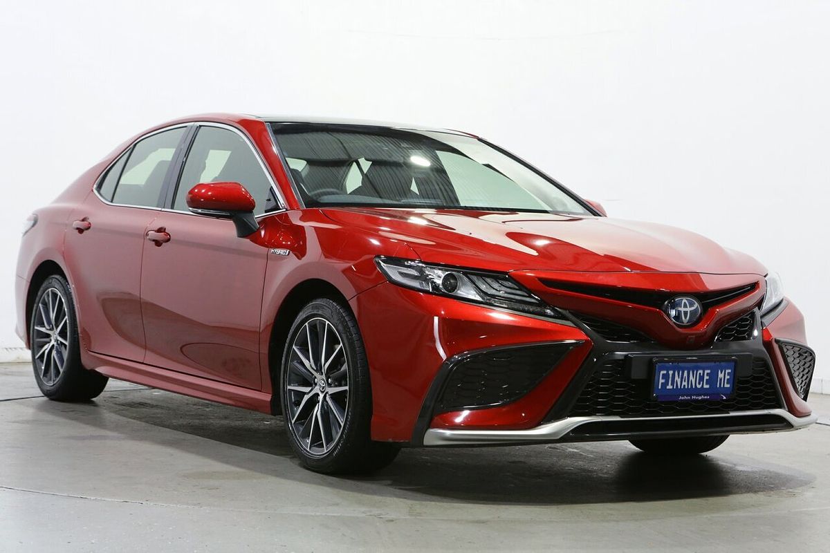 2022 Toyota Camry SL AXVH70R