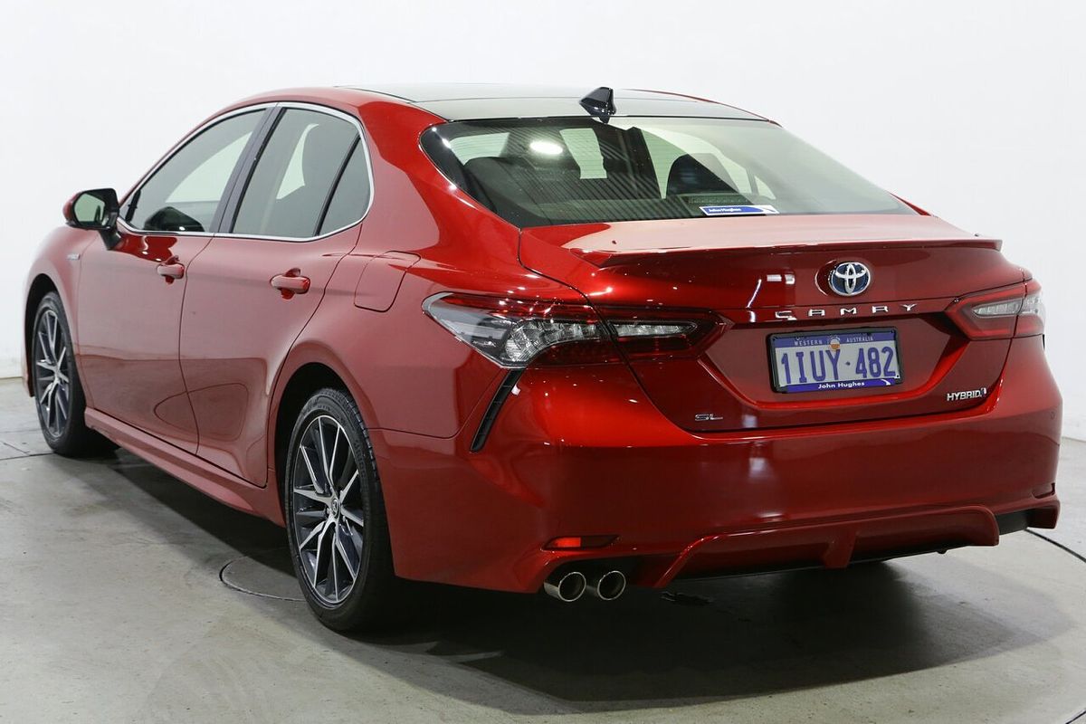 2022 Toyota Camry SL AXVH70R