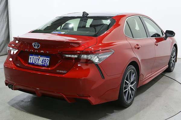 2022 Toyota Camry SL AXVH70R