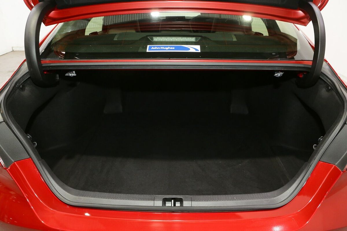 2022 Toyota Camry SL AXVH70R