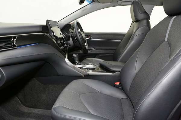 2022 Toyota Camry SL AXVH70R