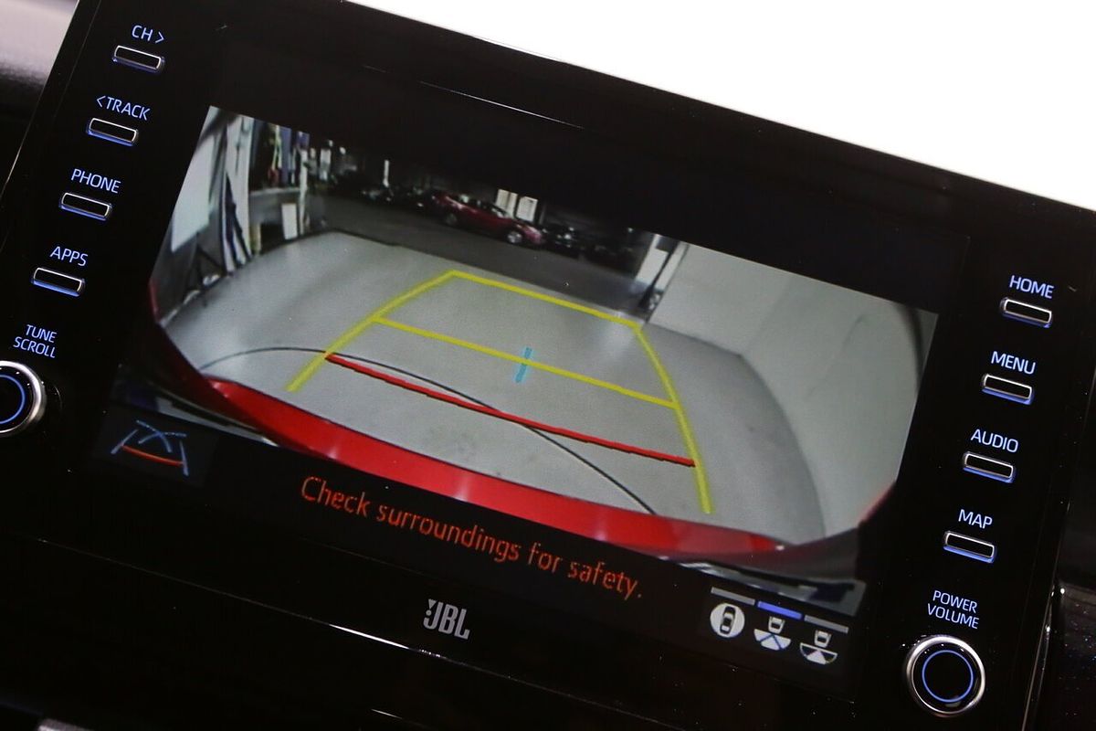 2022 Toyota Camry SL AXVH70R