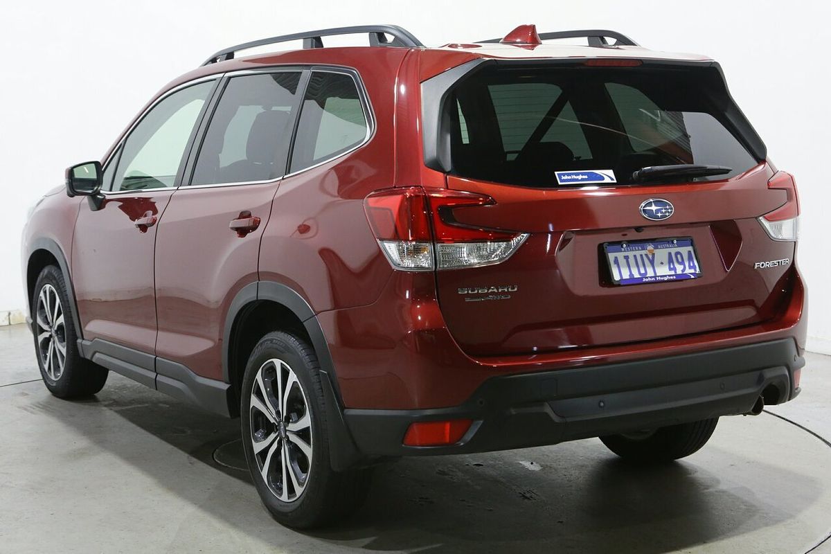 2022 Subaru Forester 2.5i Premium S5