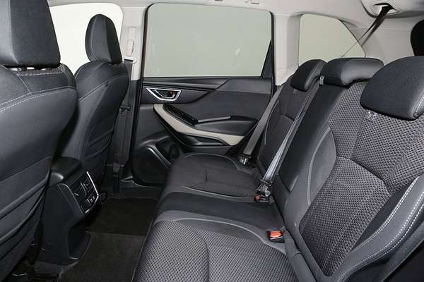 2022 Subaru Forester 2.5i Premium S5