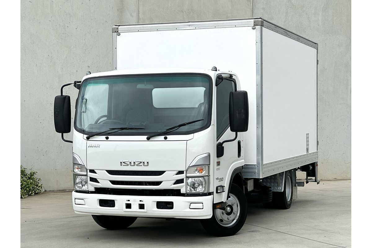 2023 Isuzu N Series NNR 45-150 Vanpack MWB