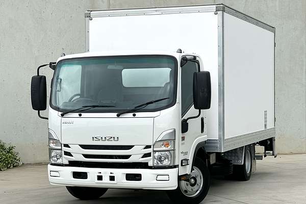 2023 Isuzu N Series NNR 45-150 Vanpack MWB