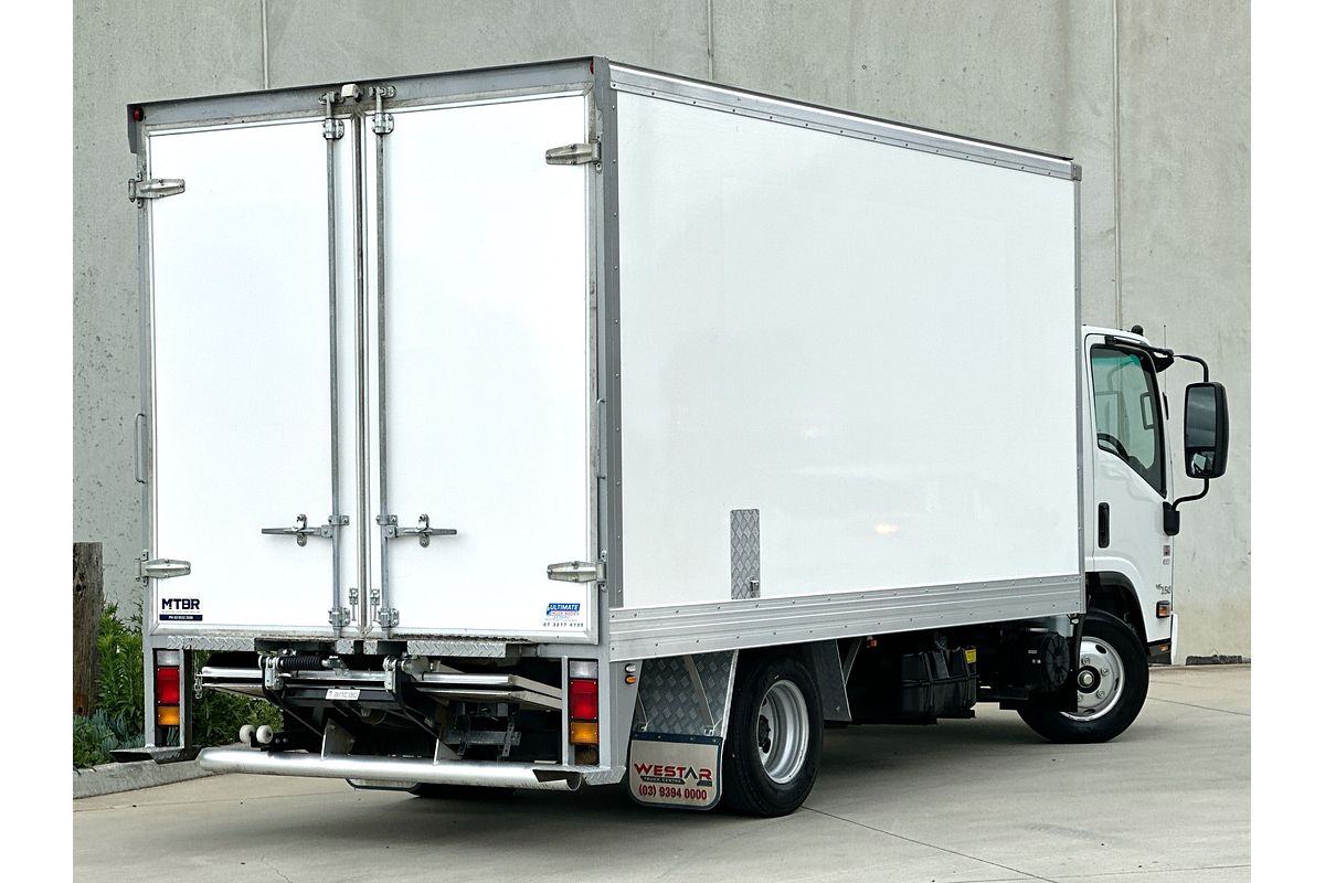 2023 Isuzu N Series NNR 45-150 Vanpack MWB