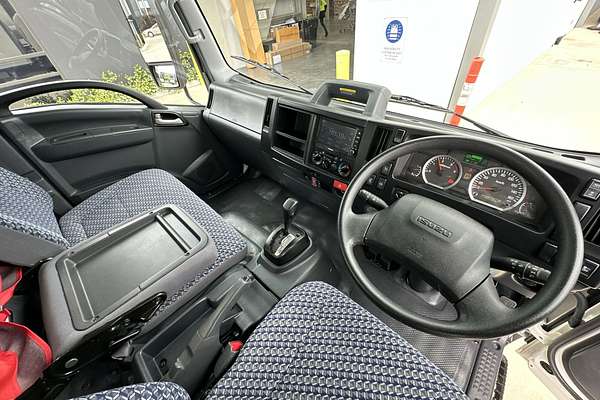 2023 Isuzu N Series NNR 45-150 Vanpack MWB