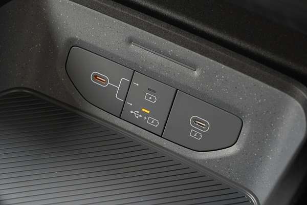 2025 Kia Tasman S TK 4X4