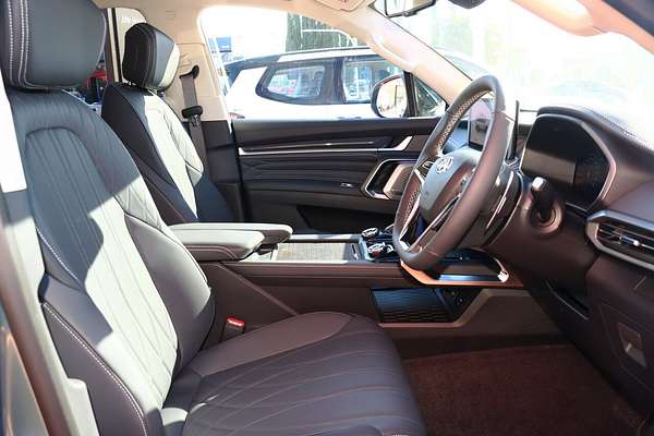 2025 LDV D90 Executive SV9A