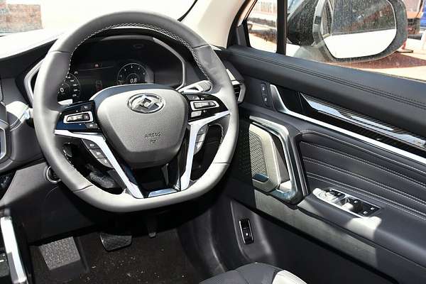 2025 LDV D90 Executive SV9A