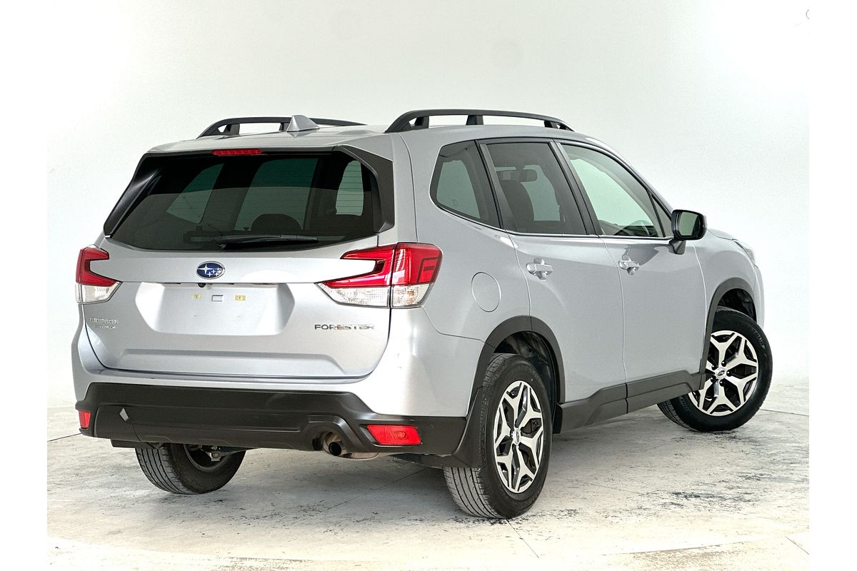 2023 Subaru Forester 2.5i S5