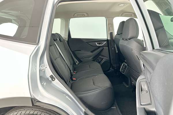 2023 Subaru Forester 2.5i S5