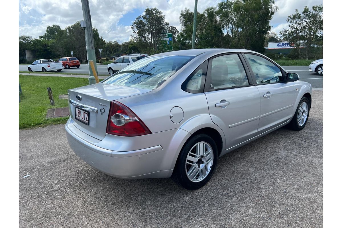 2006 Ford Focus Ghia LS
