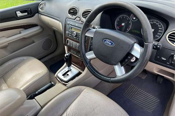 2006 Ford Focus Ghia LS