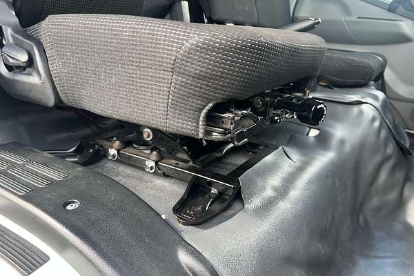 2022 Fuso Canter 515 4x2 MWB