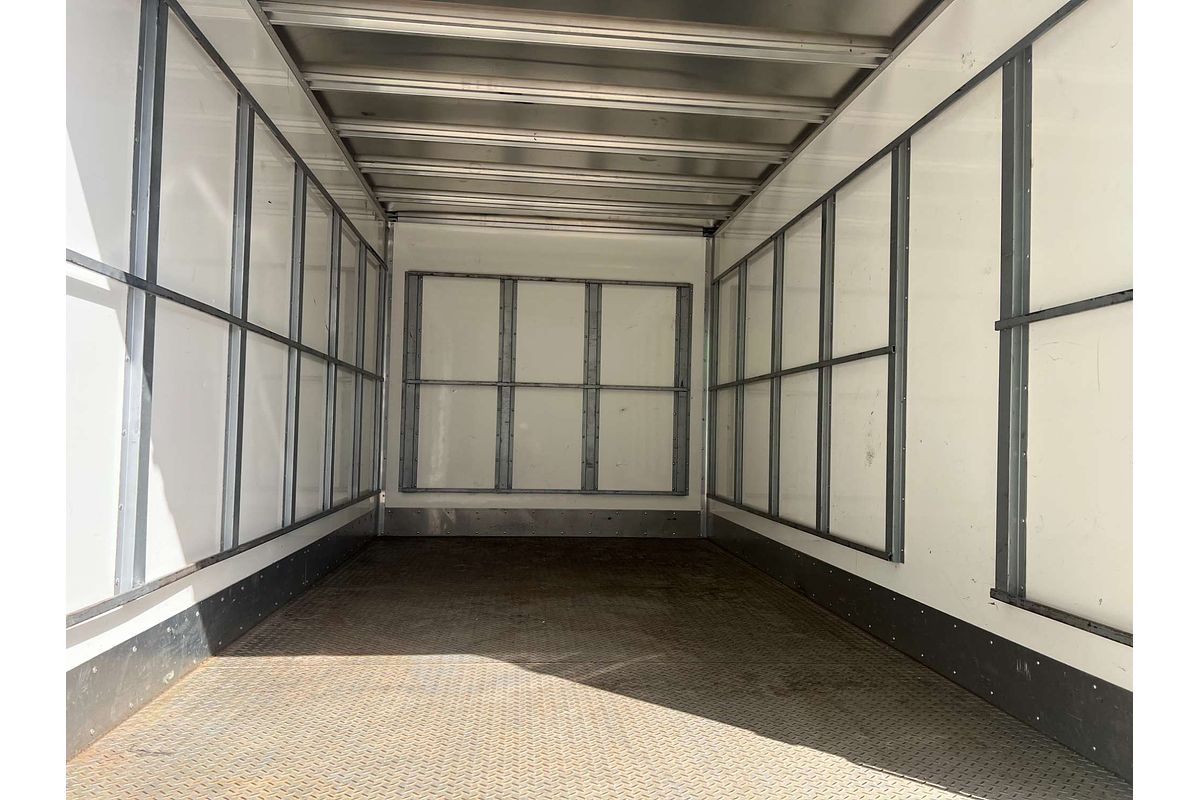 2022 Fuso Canter 515 4x2 MWB